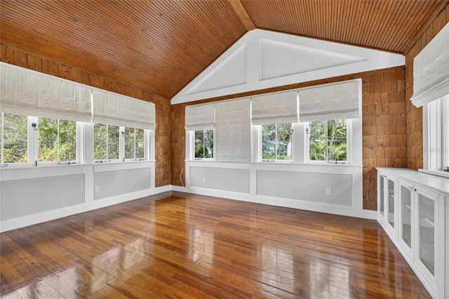 3003 W HARBOR VIEW AVE AVENUE, Tampa, FL 33611