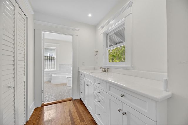 3003 W HARBOR VIEW AVE AVENUE, Tampa, FL 33611