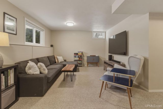 1860 Heikkala Drive, Marquette, MI 49855