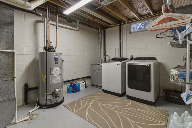 1860 Heikkala Drive, Marquette, MI 49855