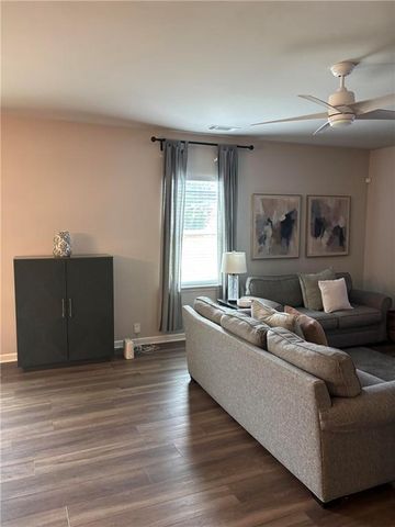 369 Amsterdam Way, Hampton, GA 30228
