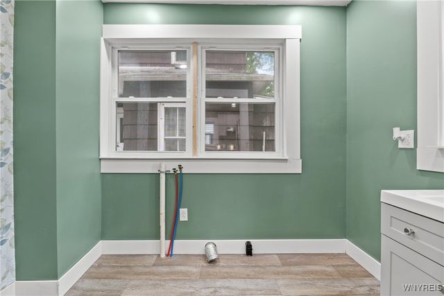 124 Chestnut Street, Shelby, NY 14103