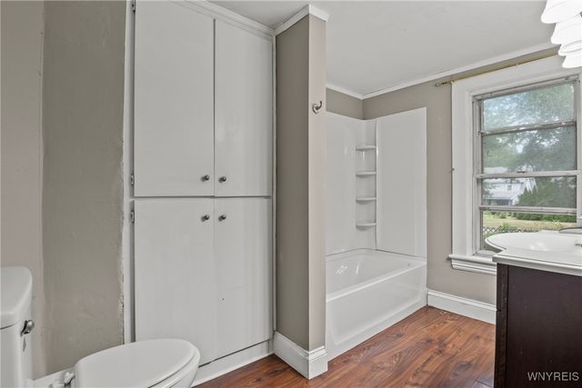 124 Chestnut Street, Shelby, NY 14103