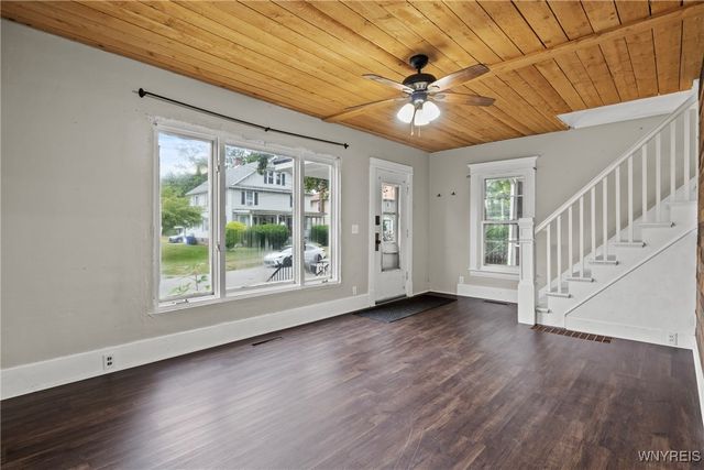 124 Chestnut Street, Shelby, NY 14103