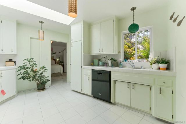 5920 La Jolla, La Jolla, CA 92037