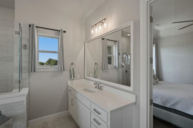 917 County Road 2175, Decatur, TX 76234