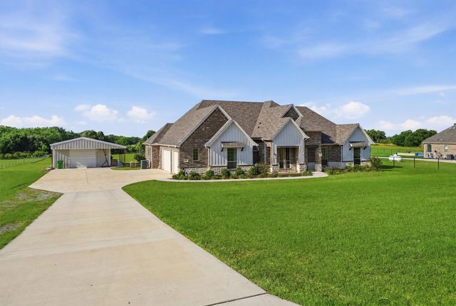917 County Road 2175, Decatur, TX 76234