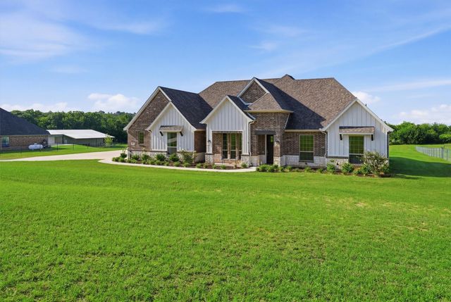 917 County Road 2175, Decatur, TX 76234