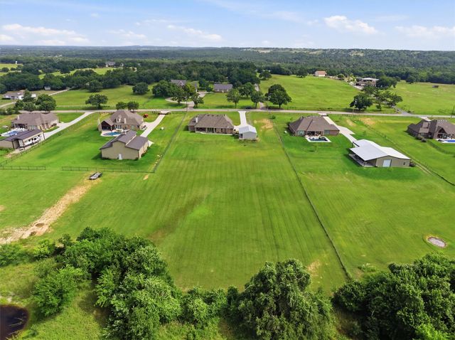 917 County Road 2175, Decatur, TX 76234