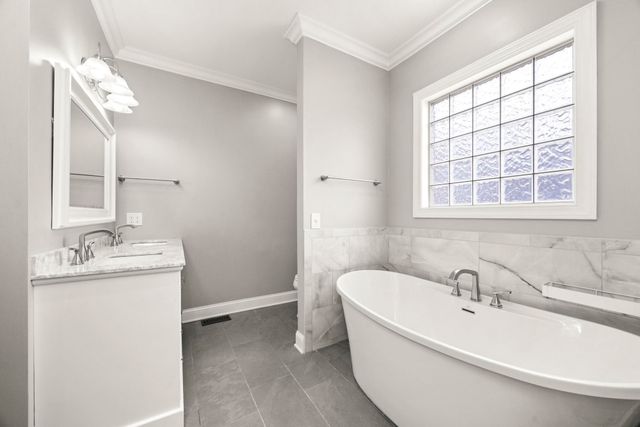 1022 Tower Hill Ln, Hendersonville, TN 37075