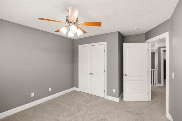 1022 Tower Hill Ln, Hendersonville, TN 37075