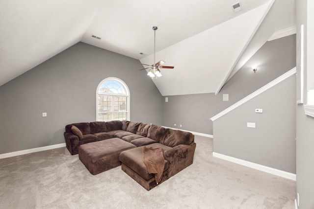 1022 Tower Hill Ln, Hendersonville, TN 37075