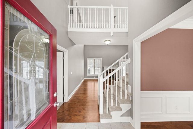 1022 Tower Hill Ln, Hendersonville, TN 37075