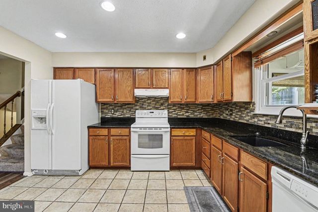 9531 GUNHILL CIR, Baltimore, MD 21236
