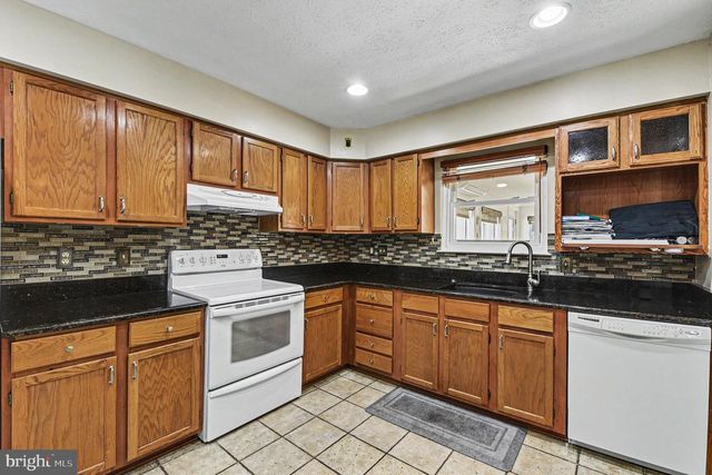 9531 GUNHILL CIR, Baltimore, MD 21236