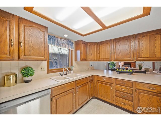 903 Conifer Ct 13, Windsor, CO 80550