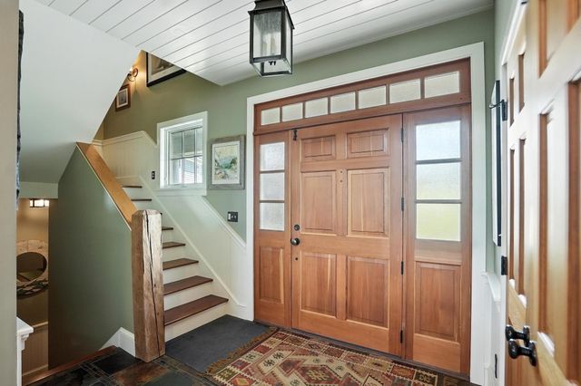 900 Crosswinds Drive, Charlotte, VT 05445