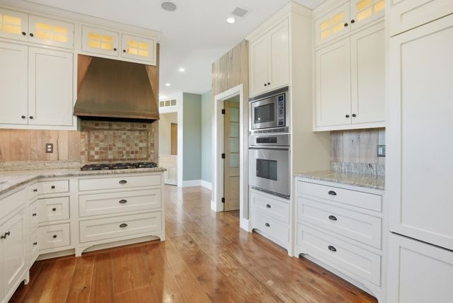 900 Crosswinds Drive, Charlotte, VT 05445