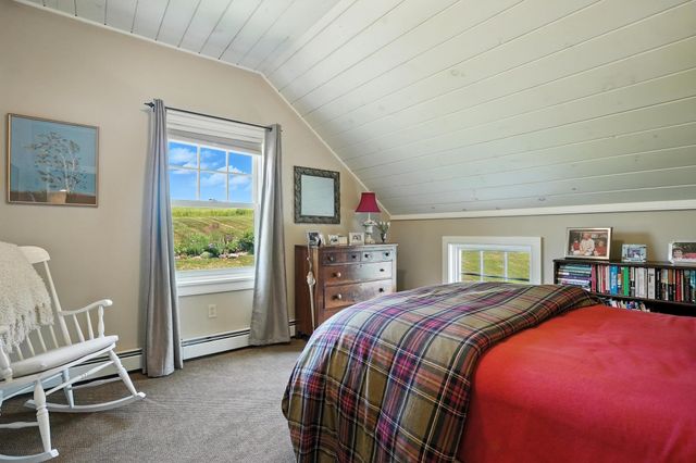 900 Crosswinds Drive, Charlotte, VT 05445