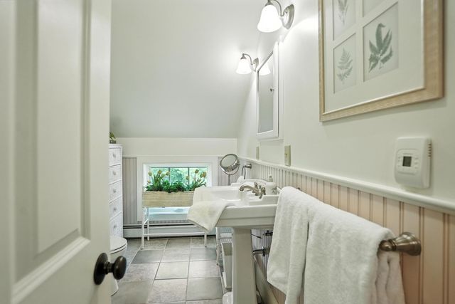 900 Crosswinds Drive, Charlotte, VT 05445