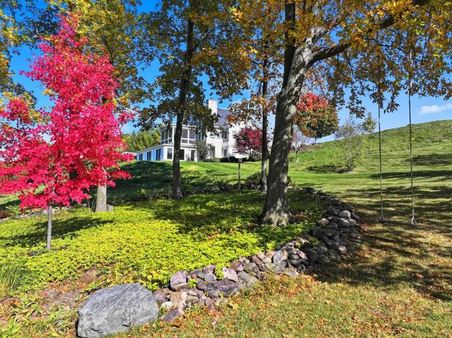 900 Crosswinds Drive, Charlotte, VT 05445