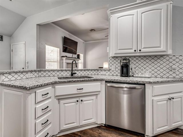 11108 SW 8th Street, Yukon, OK 73099