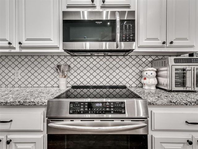 11108 SW 8th Street, Yukon, OK 73099