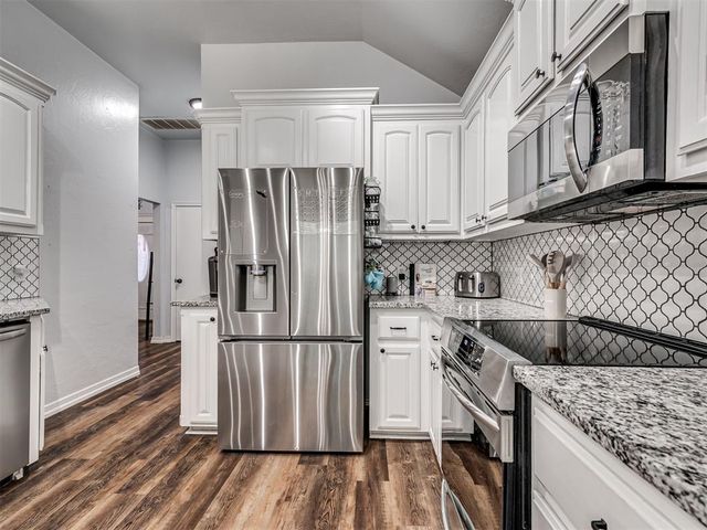 11108 SW 8th Street, Yukon, OK 73099