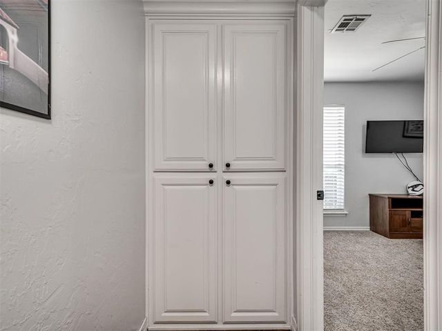11108 SW 8th Street, Yukon, OK 73099