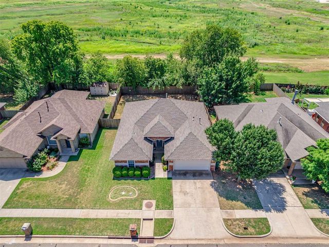 11108 SW 8th Street, Yukon, OK 73099