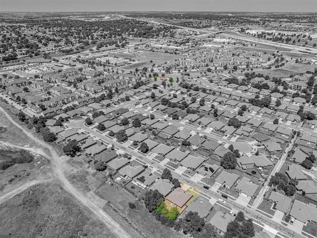 11108 SW 8th Street, Yukon, OK 73099