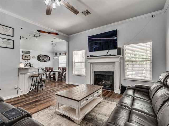 11108 SW 8th Street, Yukon, OK 73099