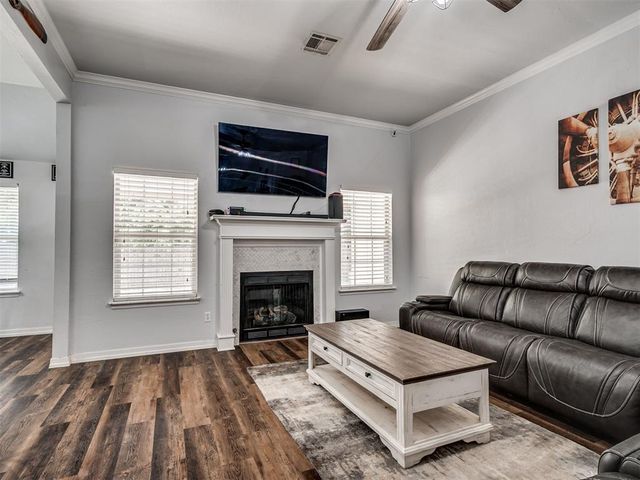 11108 SW 8th Street, Yukon, OK 73099