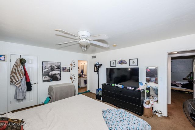 955 N Venice Avenue, Tucson, AZ 85711