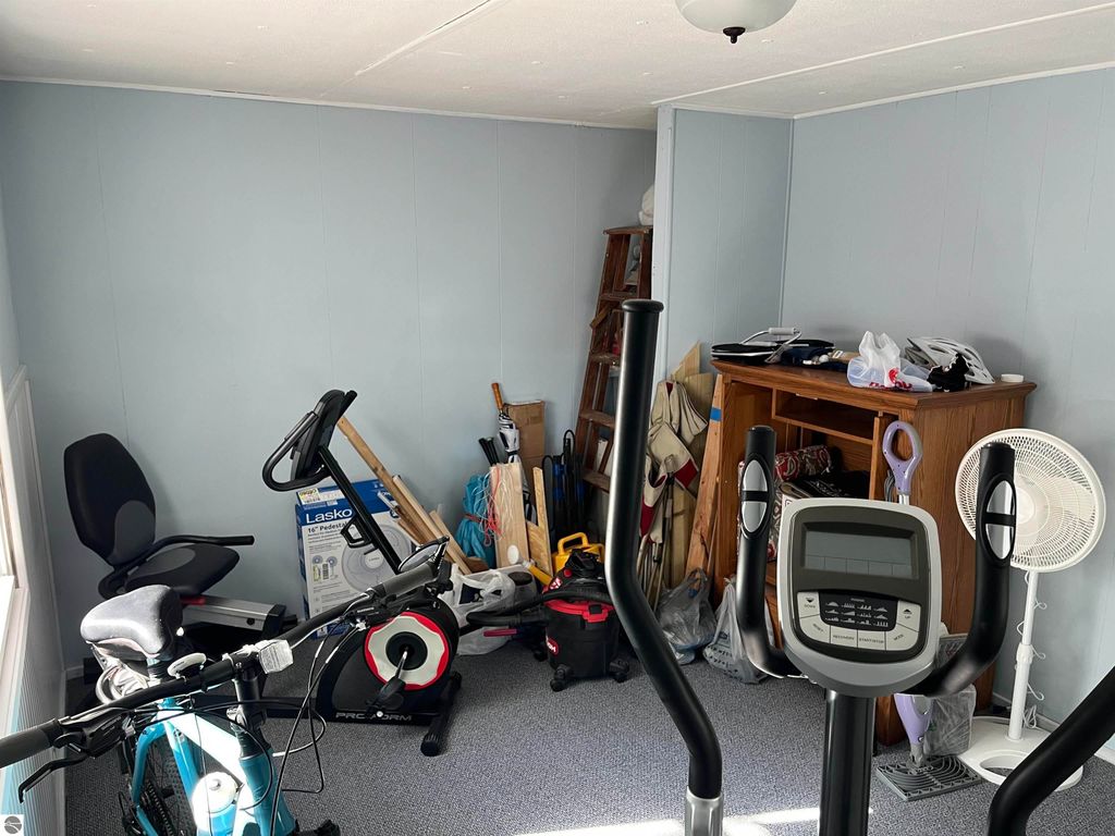 Image 17 of property listing at 315 Linwood Avenue, Alma, MI 48801