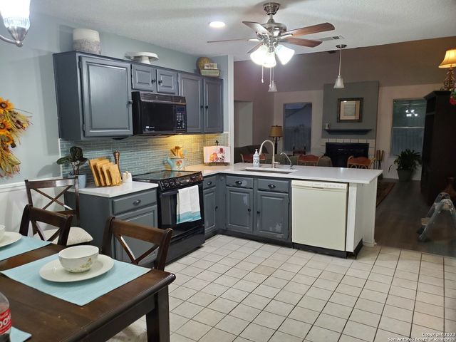 6415 Indian Run, San Antonio, TX 78233