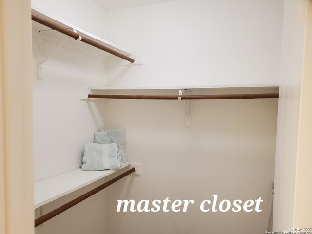 6415 Indian Run, San Antonio, TX 78233