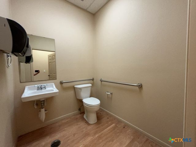 4008 E Stan Schlueter Loop 102, Killeen, TX 76542