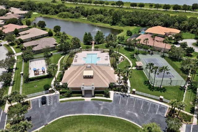 8260 MEREDITH PLACE, Vero Beach, FL 32968