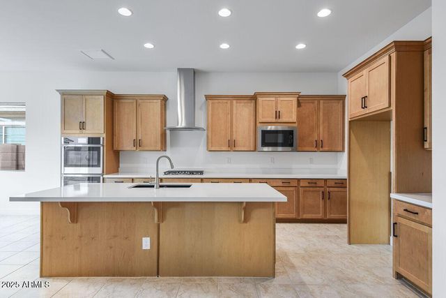 17836 W PASADENA Avenue, Litchfield Park, AZ 85340