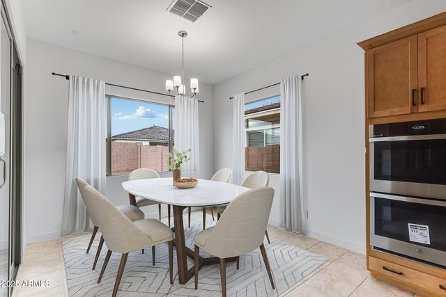 17836 W PASADENA Avenue, Litchfield Park, AZ 85340