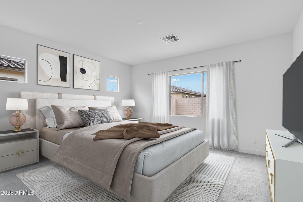 Image 14 of property listing at 17836 W PASADENA Avenue, Litchfield Park, AZ 85340