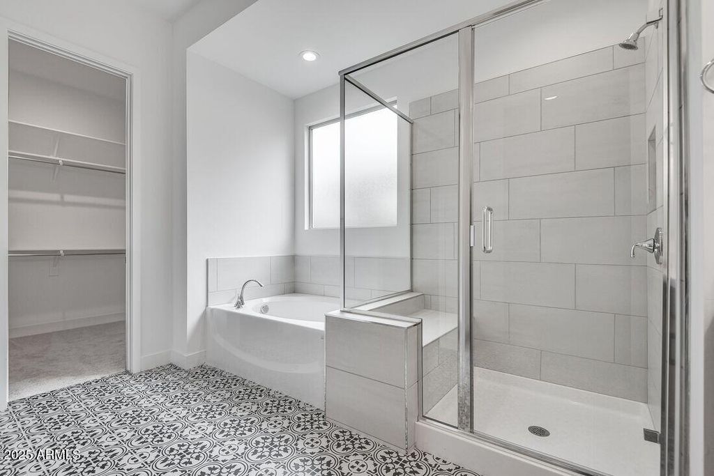 Image 23 of property listing at 17836 W PASADENA Avenue, Litchfield Park, AZ 85340