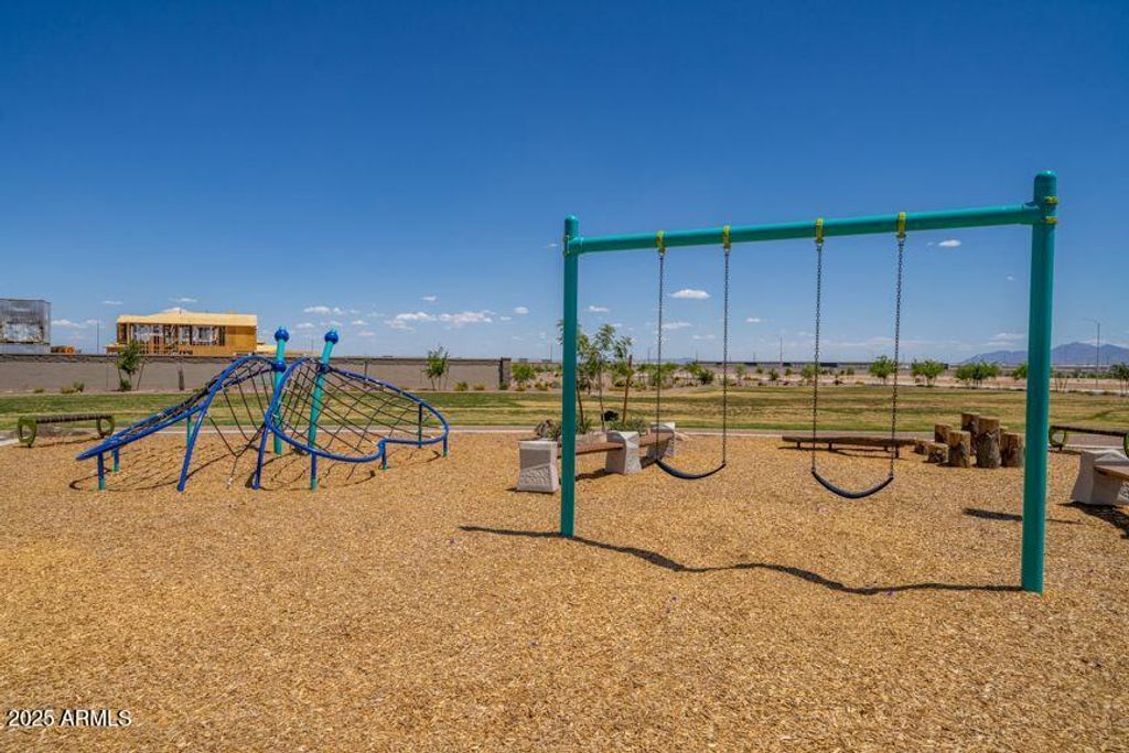 Image 43 of property listing at 17836 W PASADENA Avenue, Litchfield Park, AZ 85340