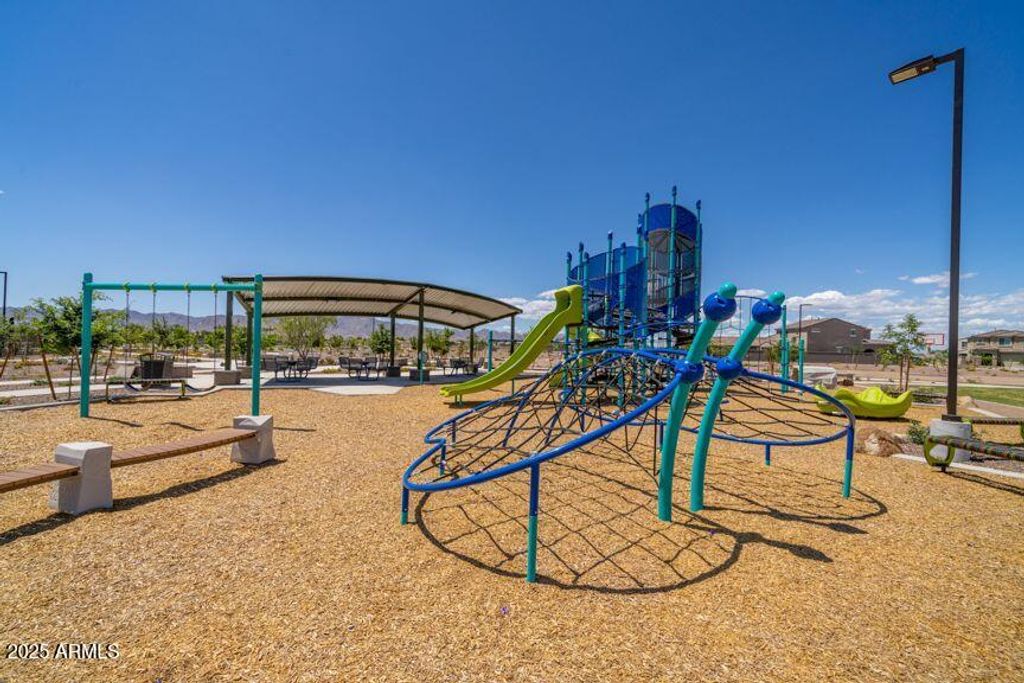 Image 44 of property listing at 17836 W PASADENA Avenue, Litchfield Park, AZ 85340
