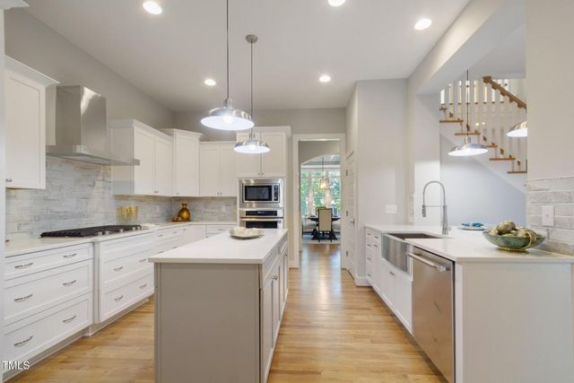 690 Bear Tree Creek, Chapel Hill, NC 27517