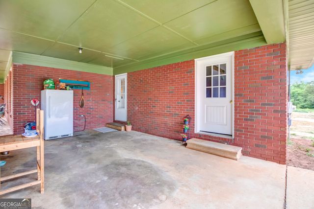 127 N Akins Bridge Road, Eastanollee, GA 30538