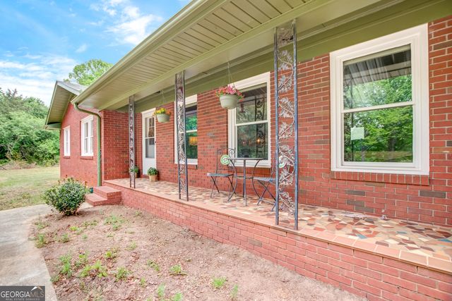127 N Akins Bridge Road, Eastanollee, GA 30538