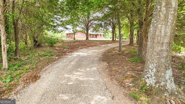 127 N Akins Bridge Road, Eastanollee, GA 30538