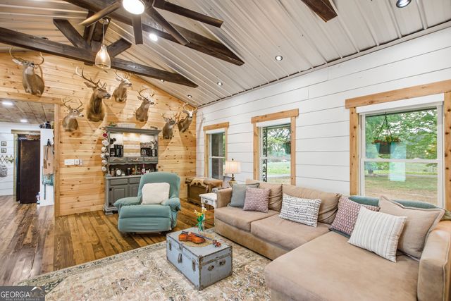 127 N Akins Bridge Road, Eastanollee, GA 30538